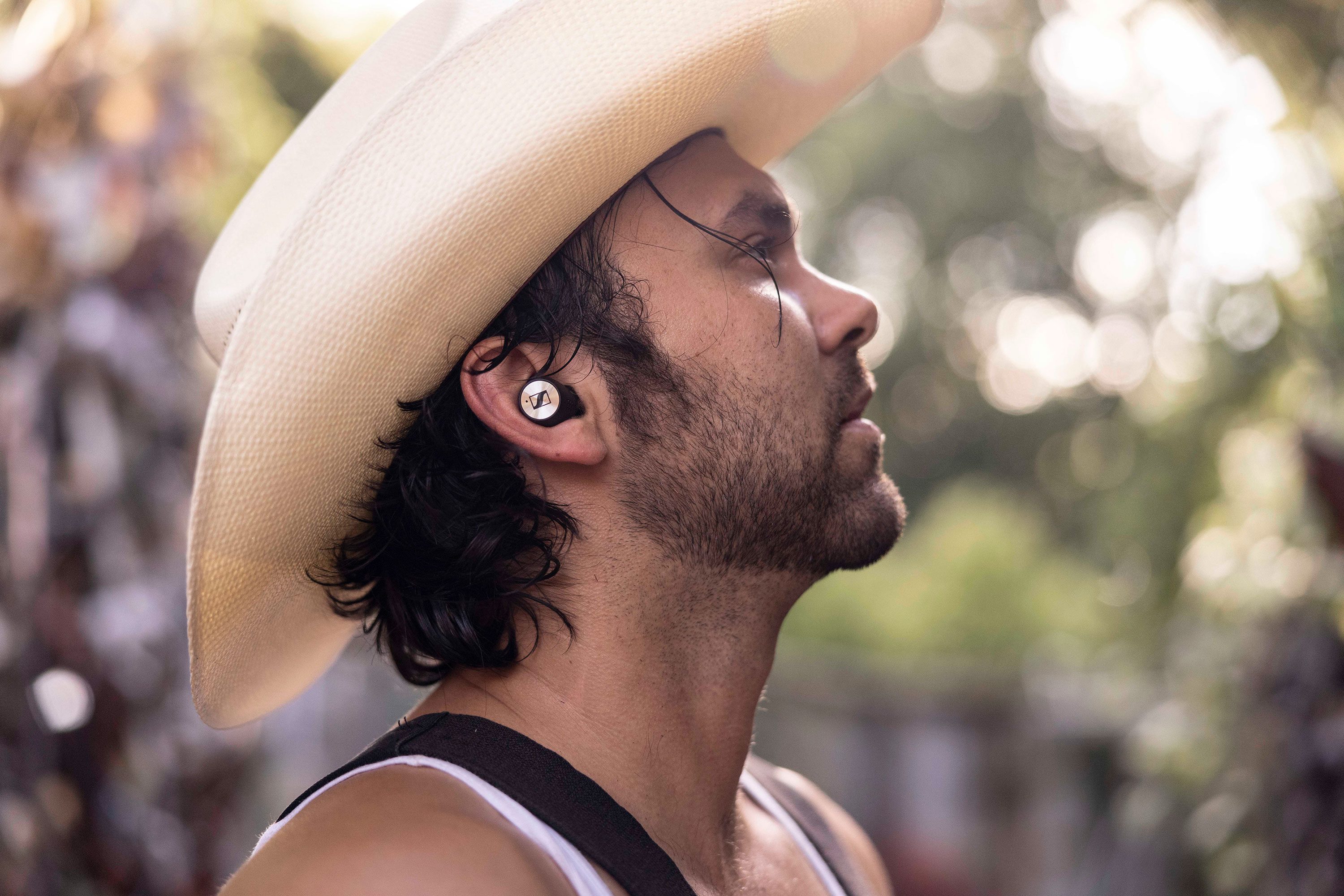 BL_SENNHEISER_17